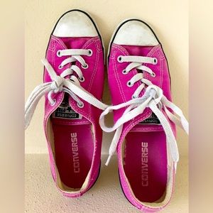 Kids Converse size 7.5